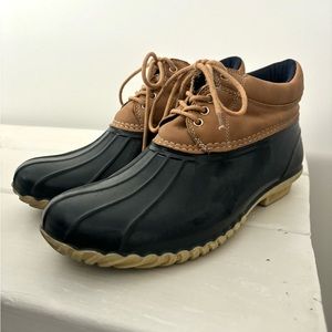 Tommy Hilfiger Women’s Navy and Tan Duck Boots